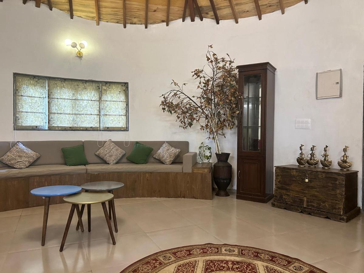 Bk'S Villa Royal At Kensville Golf & Country Club Ahmedabad Exterior photo